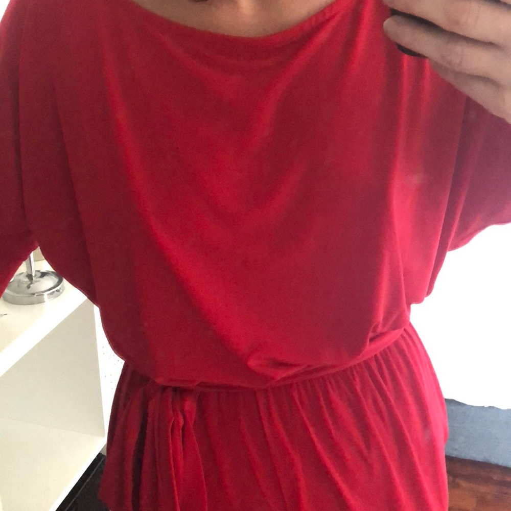 Red Dress - Picture 3 of 4